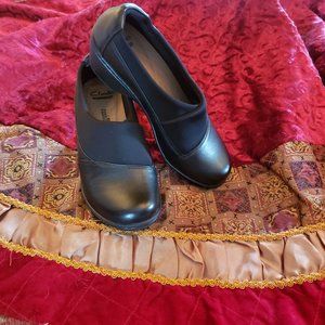 Clarks Collection Black Leather "Channi" Size 6M